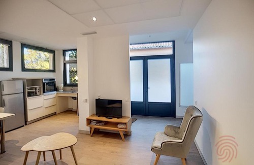 Lamalou-les-Bains Apartment | Appartement Lamalou-les-Bains, 3 pièces, 4 personnes - FR-1-451-7