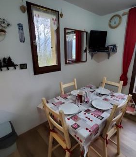 Gresse-en-Vercors Apartment | Appartement Le Serpaton