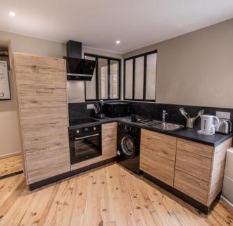 Saint-Roch - Badouillere - Chavanelle Apartment | Appartement - Le Mikado - Hyper-centre - Wi-Fi- Espace de travail - Confort