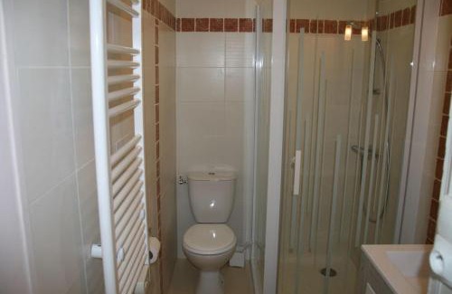 Salies-de-Bearn Apartment | Appartement Le Nid du Saleys - 70 m2 centre ville de Salies-de-Béarn