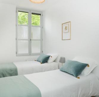 Senlis Apartment | Appartement Le Saint-Pierre by La Boîte En Plus