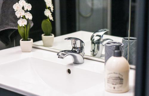 Saint-Quentin Apartment | Appartement "le Terminus " Gare-Cosy-Wifi 6 Personnes