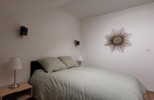 Bouge-Chambalud Apartment | Appartement Le345