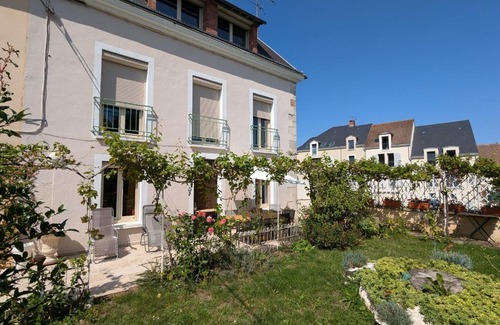 Montargis Apartment | Appartement lumineux avec jardin à Montargis - FR-1-590-562