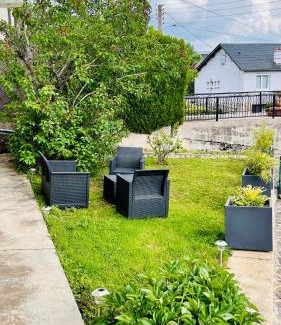 Mende Apartment | Appartement lumineux dans une impasse, calme