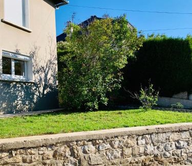 Mende Apartment | Appartement lumineux dans une impasse, calme