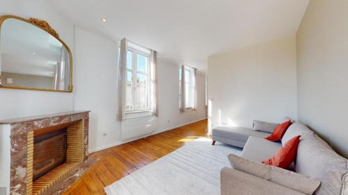Saint-Pierre - Rene II - Bonsecours Apartment | Appartement lumineux