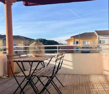 Cugnaux Apartment | Appartement lumineux terrasse piscine