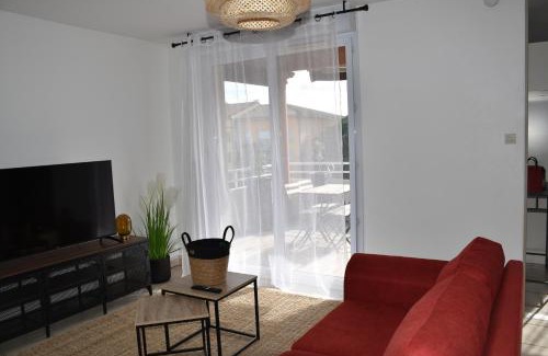 Cugnaux Apartment | Appartement lumineux terrasse piscine