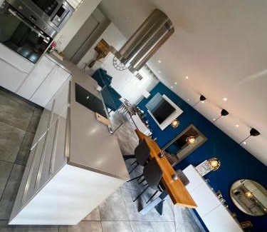 La Pomme Apartment | Appartement luxueux design architecte tout équipés 85m2 sur 2 niveaux plus 2 terrasses de 16m2