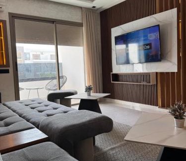 El Mansouria Apartment | Appartement Luxueux Mer & Piscine