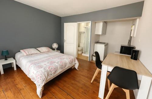 Meaux Apartment | Appartement Maciet 2- Centre ville Meaux-Gare-Disney
