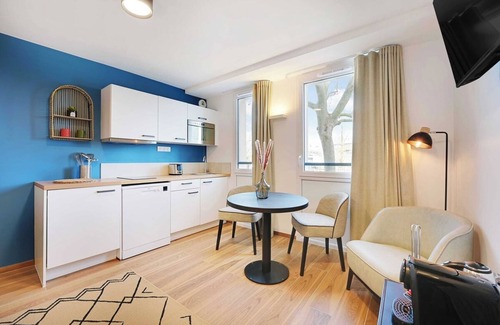 Vanves Apartment | Appartement Marcel #31 - Rooftop & Air Conditioning