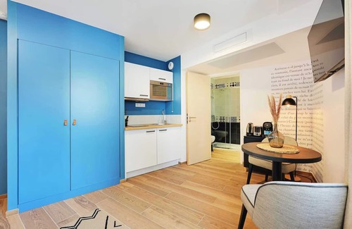 Vanves Apartment | Appartement Martin #33 - Rooftop & AC