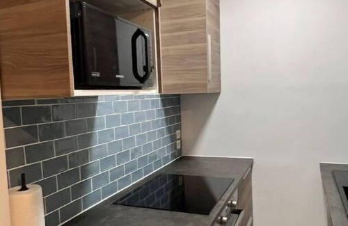 Aubervilliers Apartment | Appartement Moderne et Douillet