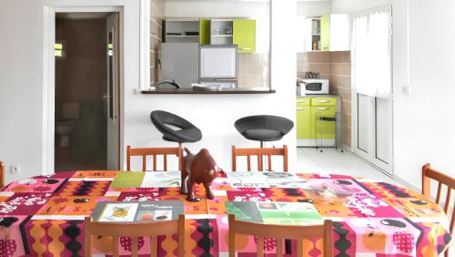 Ducos Apartment | Appartement moderne à Ducos, idéal pour 4 personnes, 75 m²