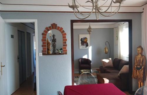 Saint-Assiscle Apartment | Appartement moderne à Perpignan avec vue sur la montagne