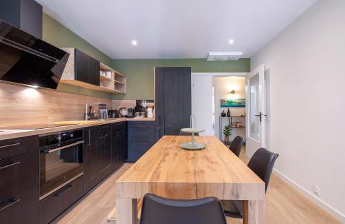 Annecy Old Town Apartment | Appartement Moderne au Cœur d'Annecy - À Deux Pas du Lac et de la Vieille Ville