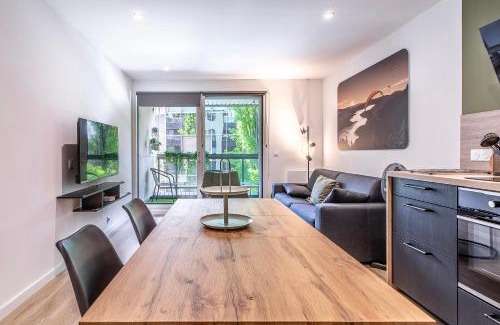 Annecy Old Town Apartment | Appartement Moderne au Cœur d'Annecy - À Deux Pas du Lac et de la Vieille Ville