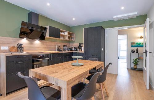 Annecy Old Town Apartment | Appartement Moderne au Cœur d'Annecy - À Deux Pas du Lac et de la Vieille Ville