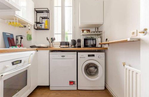Le Bourget Apartment | Appartement moderne entier Paris-le Bourget et CDG