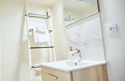 Creil Apartment | Appartement moderne et lumineux - Centre ville Creil