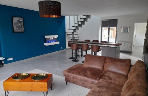 Sedan Apartment | Appartement moderne et spacieux