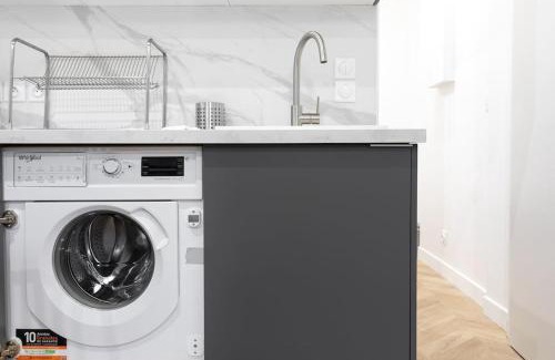 Quartier de la Plaine-de-Monceaux Apartment | Appartement moderne pour 4 proche Arc de Triomphe