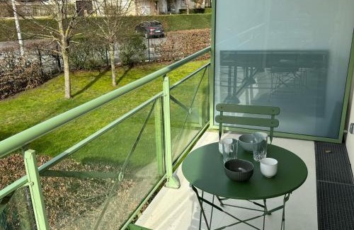 Cabourg Apartment | Appartement Moderne près de la Plage et du Centre - 2 Chambres, Balcon, Parking, Animaux Acceptés - FR-1-487-363