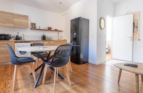 Trevoux Apartment | Appartement moderne , trevoux centre historique