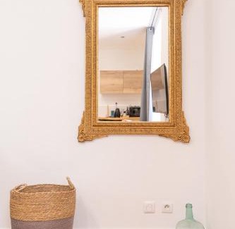 Trevoux Apartment | Appartement moderne , trevoux centre historique