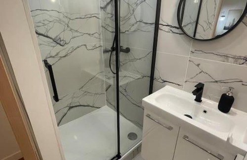 Petit-Ivry Apartment | Appartement neuf à 500m de Paris