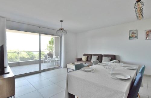 Evian-les-Bains Apartment | Appartement neuf moderne avec balcon et garage à Évian - FR-1-498-103