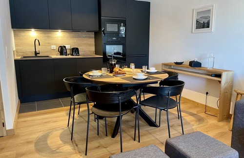 Montalbert Apartment | Appartement Neuf Dans le Centre du Village, Tout est Possible à Pied