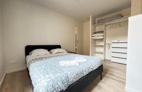 Riom Apartment | Appartement Neuf pour 4 Personnes au Cœur de Riom N6