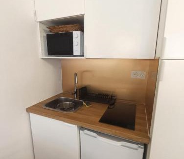 Saint-Lazare Apartment | Appartement neuf tout equipé à 600m de la gare ST Charles