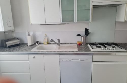Nimes City Centre Apartment | Appartement nimes centre160m2 climatisation 3 chambres avec parking