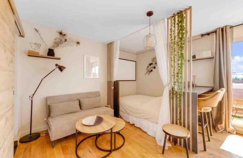 Clichy Apartment | Appartement Panorama - à seulement 15 minutes des Champs-Élysées