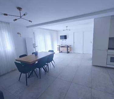 Gagny Apartment | Appartement Paris-Disneyland-Parc Astérix 20-25 min