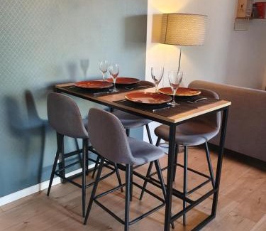 La Bohalle Apartment | Appartement Pierres de Loire- Linge inclus -1er étage