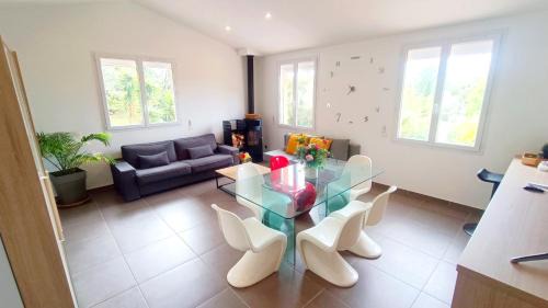 Bandol Apartment | Appartement Pinede Man Yelle