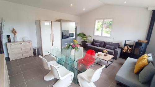 Bandol Apartment | Appartement Pinede Man Yelle