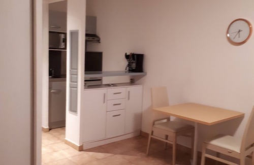 Mouans-Sartoux Apartment | Appartement piscine