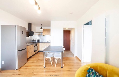 Chalezeule Apartment | Appartement piscine + parking bregille