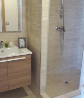 Plage des Nations Apartment | Appartement Plage Des Nations