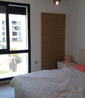 Plage des Nations Apartment | Appartement Plage Des Nations