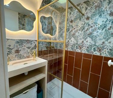 Louviers Apartment | Appartement Pop Art