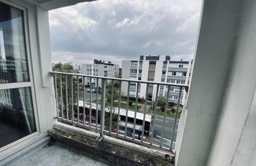 Mont-Saint-Aignan Apartment | Appartement pour 8 personnes à Mont-Saint-Aignan - 217