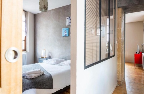 Centre Ancien Apartment | Appartement pour 2, Place Saint-Sauveur