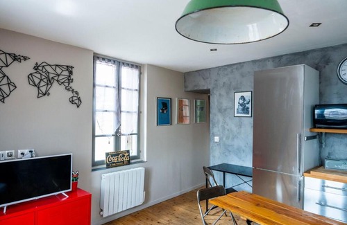Centre Ancien Apartment | Appartement pour 2, Place Saint-Sauveur